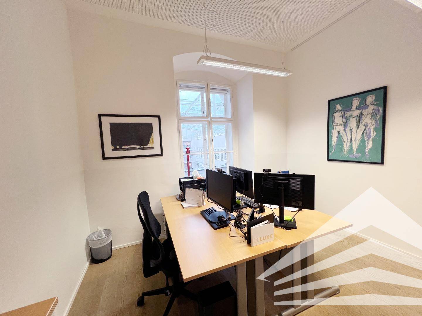 Doppelbüro
