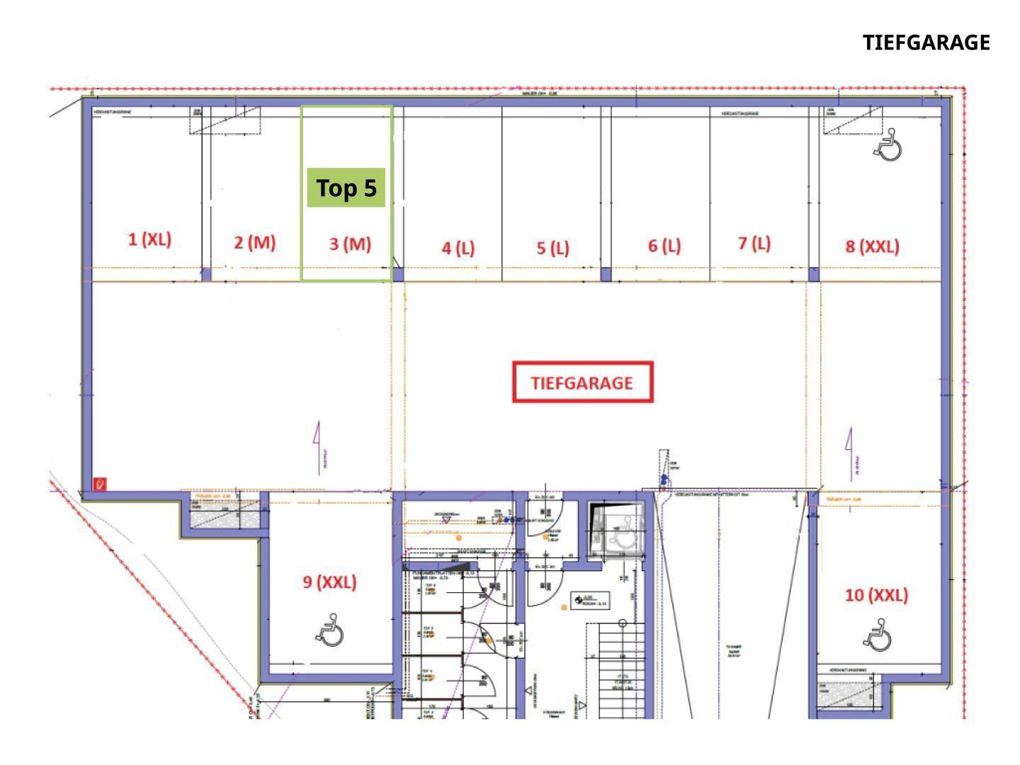 Grundriss der Tiefgarage mit nummerierten Stellplätzen und Zugängen.