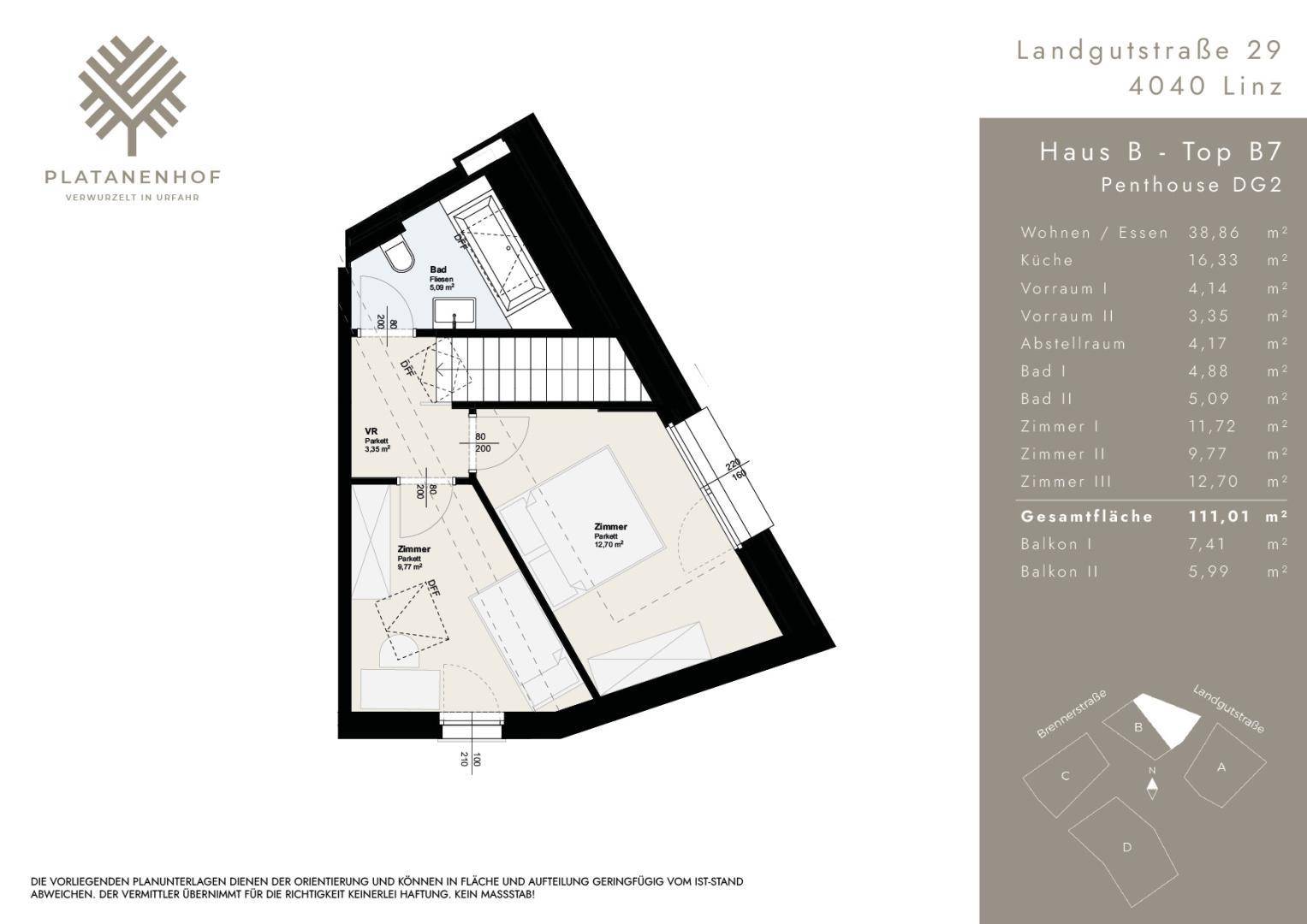 Grundriss des Penthouses DG2 mit Schlafzimmern, Bad und Dachschrägen, inklusive Balkonzugang.
