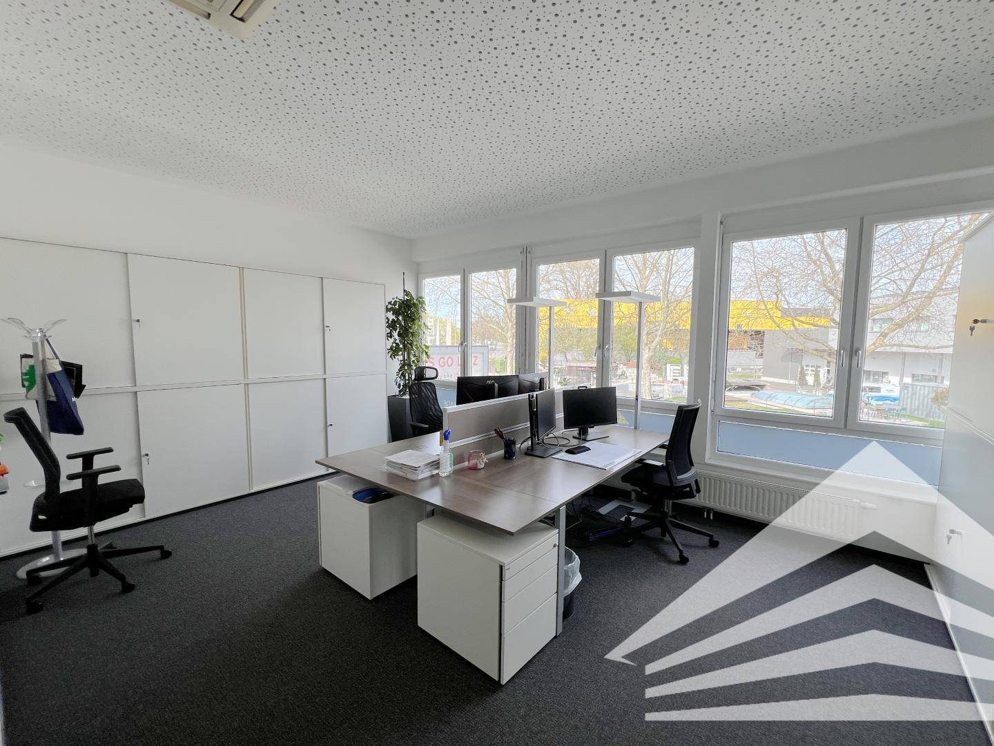 Hochwertiges Büro mit großer Werbewirkung am Franzosenhausweg! - Mehr