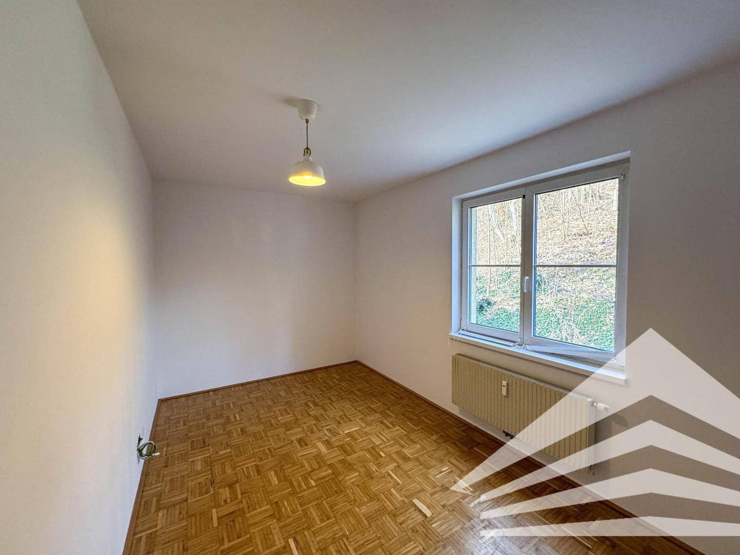 Gut aufgeteilte 2-Zimmer-Wohnung mit Küche und Wintergarten in Urfahr! - Ansicht 3