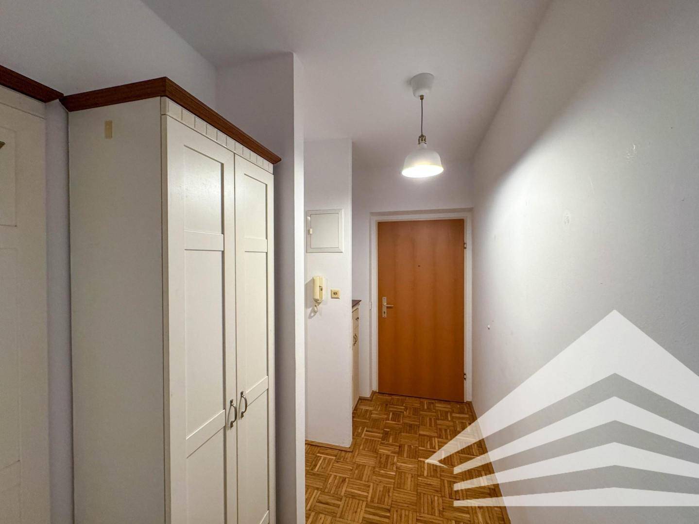 Gut aufgeteilte 2-Zimmer-Wohnung mit Küche und Wintergarten in Urfahr! - Ansicht 4