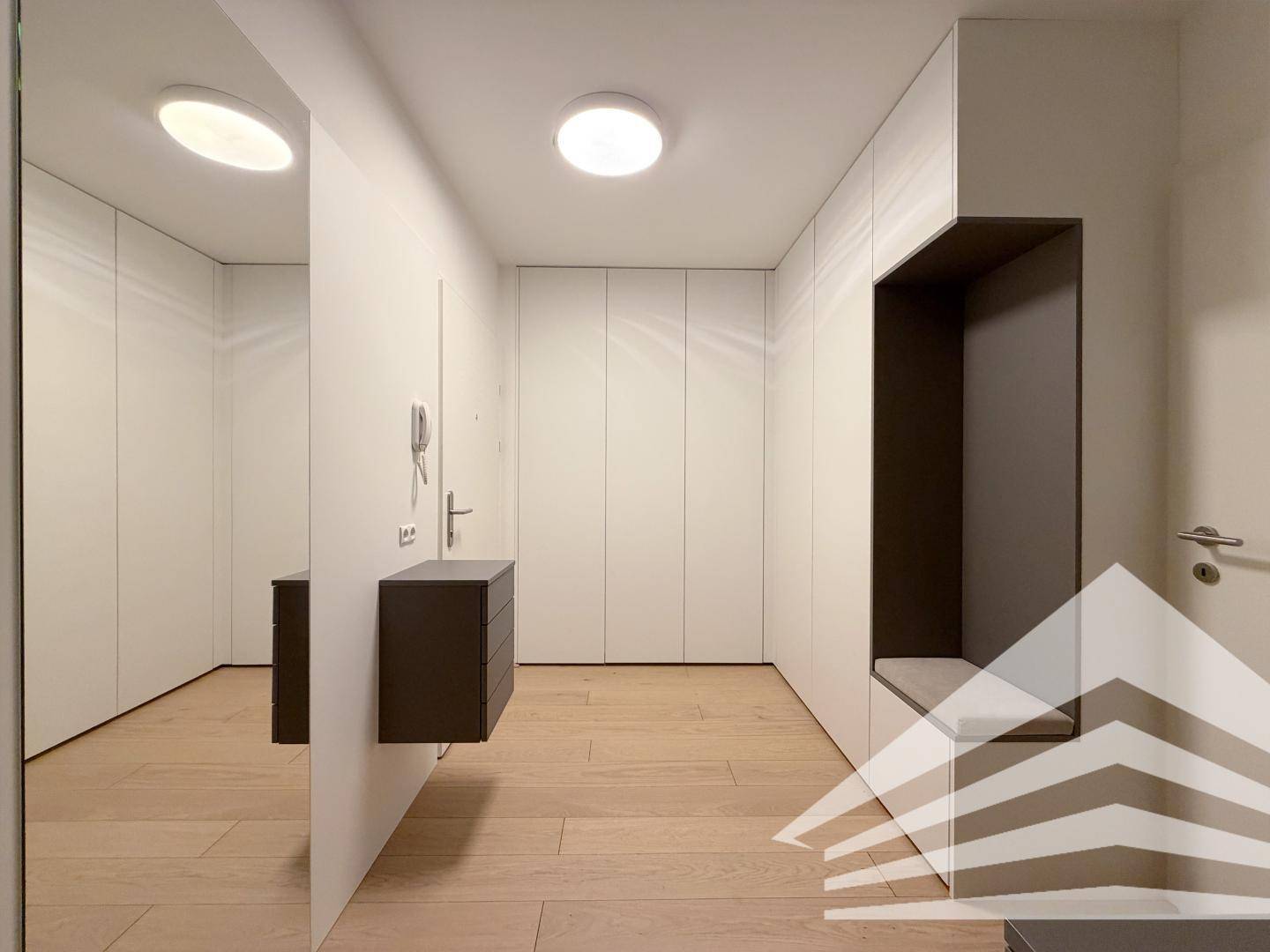 Vorzimmer | Garderobe