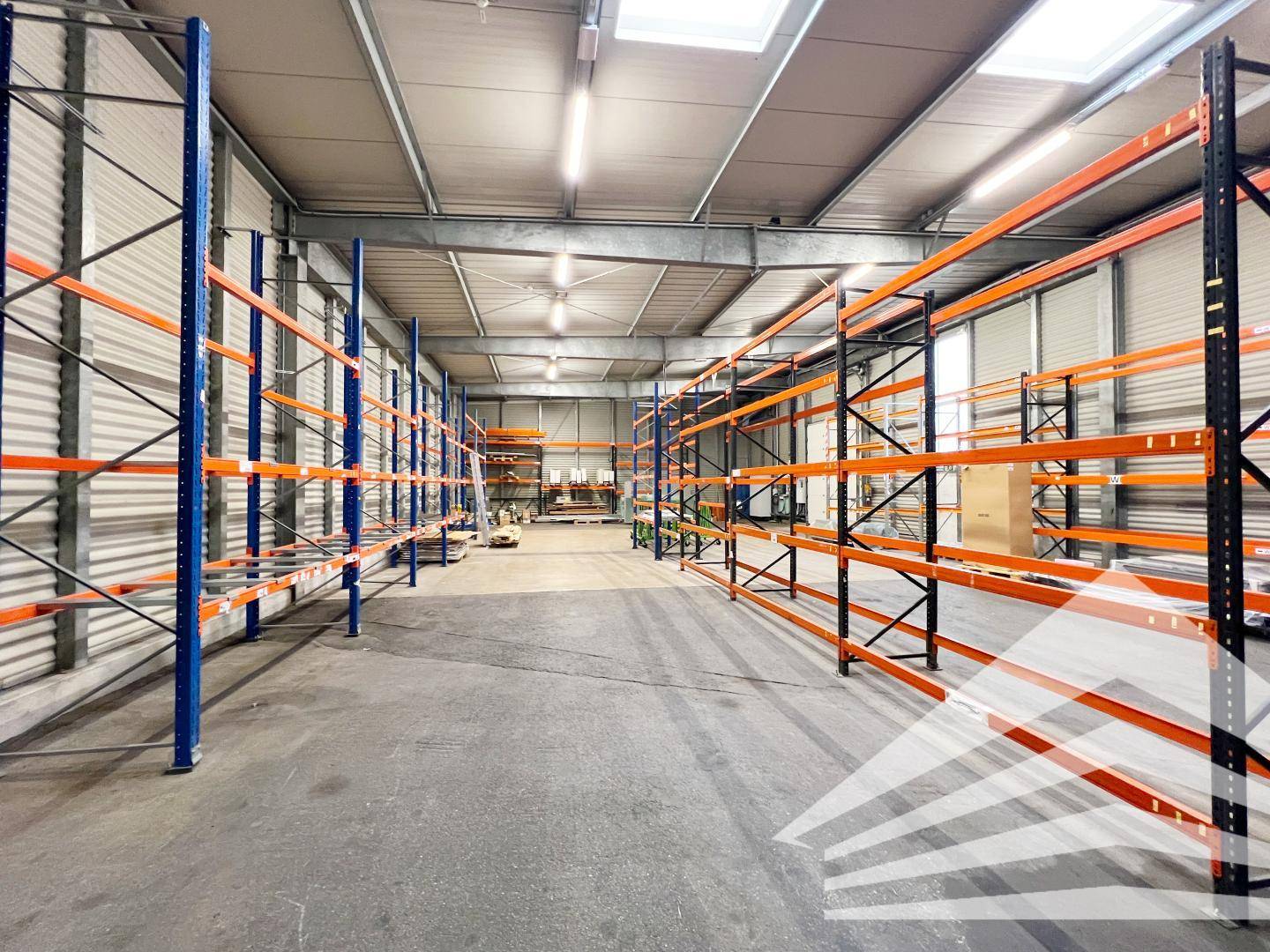 Ansicht Kaltlagerhalle Hochregale