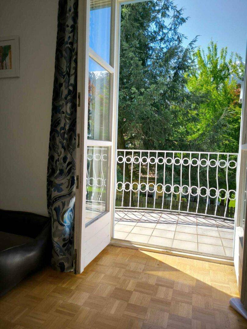 Balkon OG
