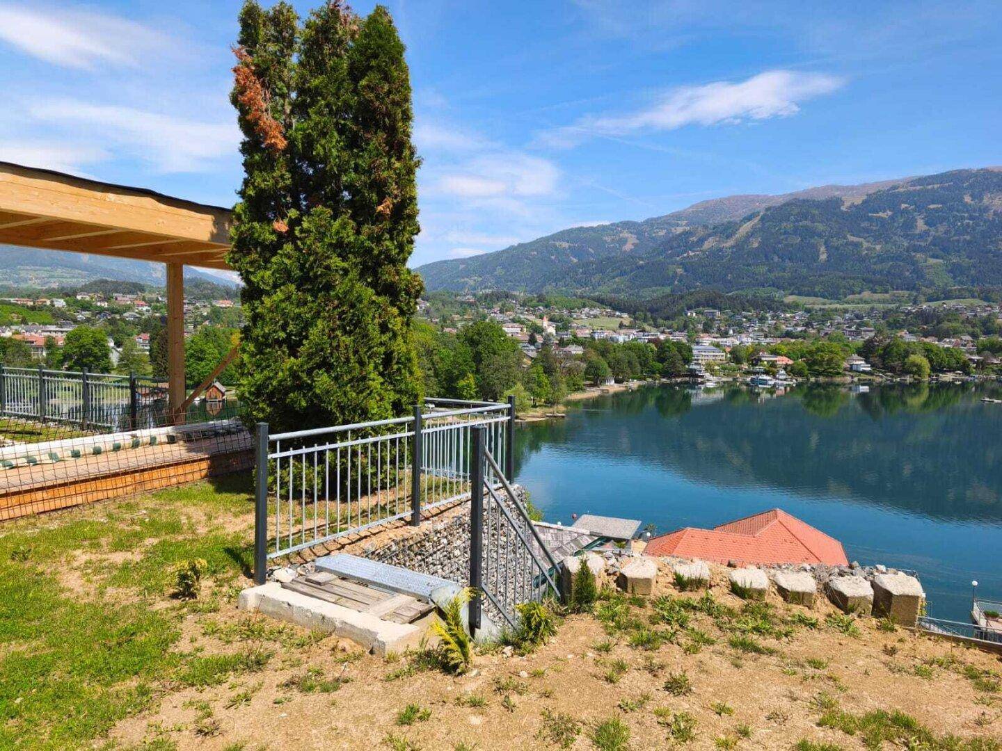 Außergewöhnliches Baugrundstück in Seeboden – unverbaubarer Seeblick, nur ca. 50 m zum Millstätter See - Ansicht 6