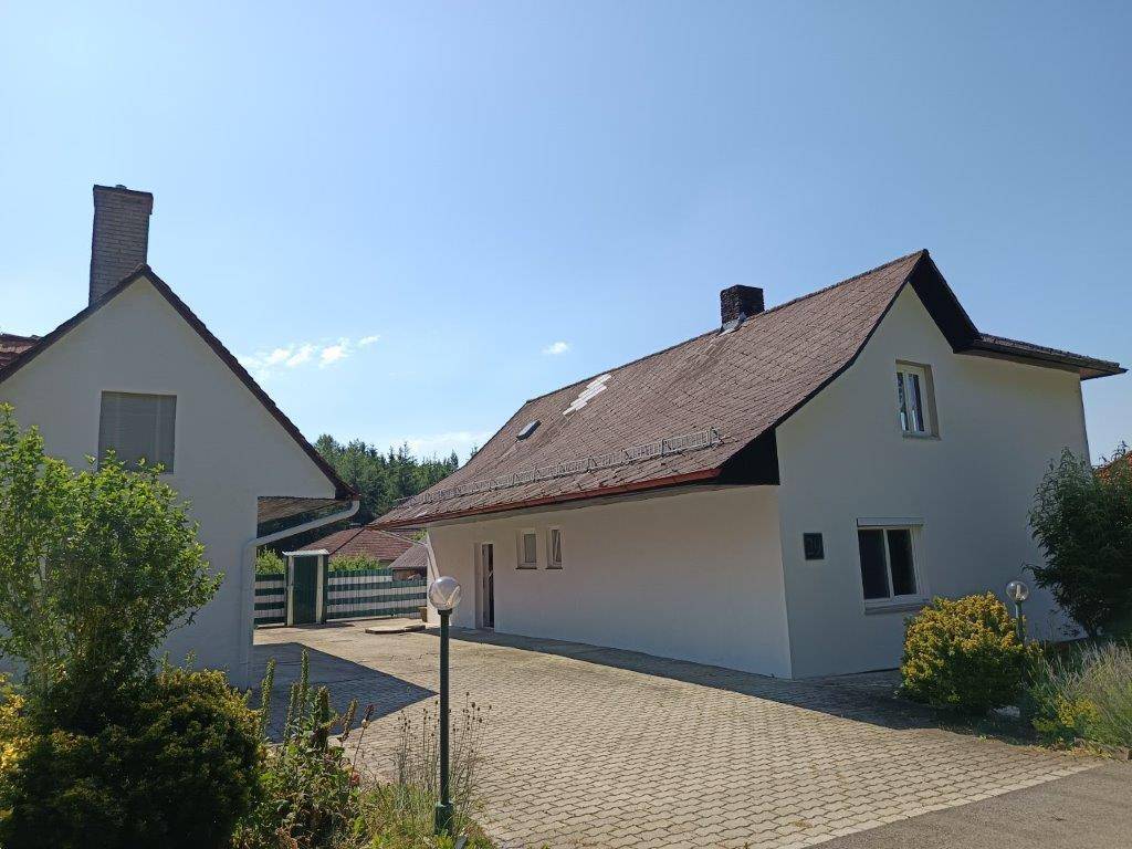 Naturparadies in der Oststeiermark – Bezugsfertiges Wohnhaus mit Eigenwald, Nebengebäude und vielfältigen Nutzungsmöglichkeiten - Ansicht 3