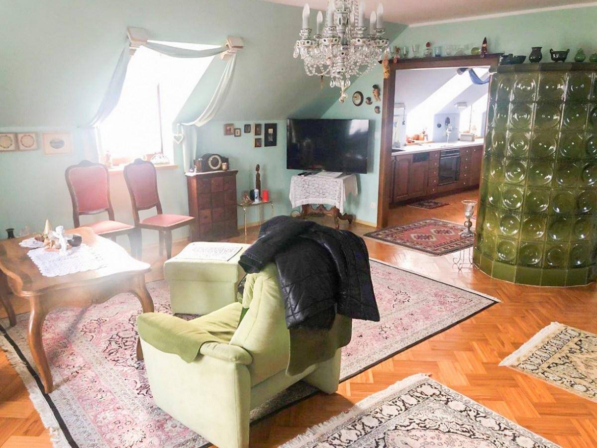 25 Wohnzimmer DG X