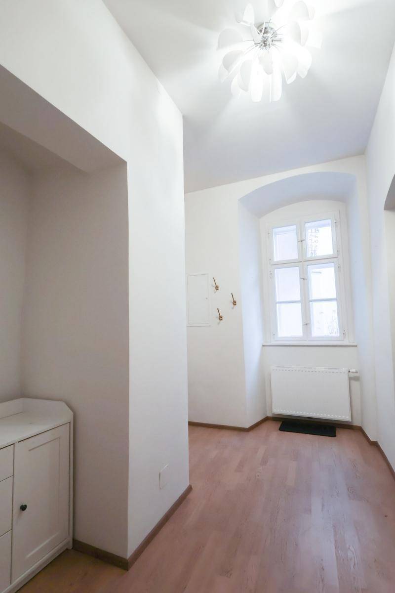 [06733] Kompaktes Geschäftslokal mit Innenhofblick - jetzt durchstarten! – pohled 4