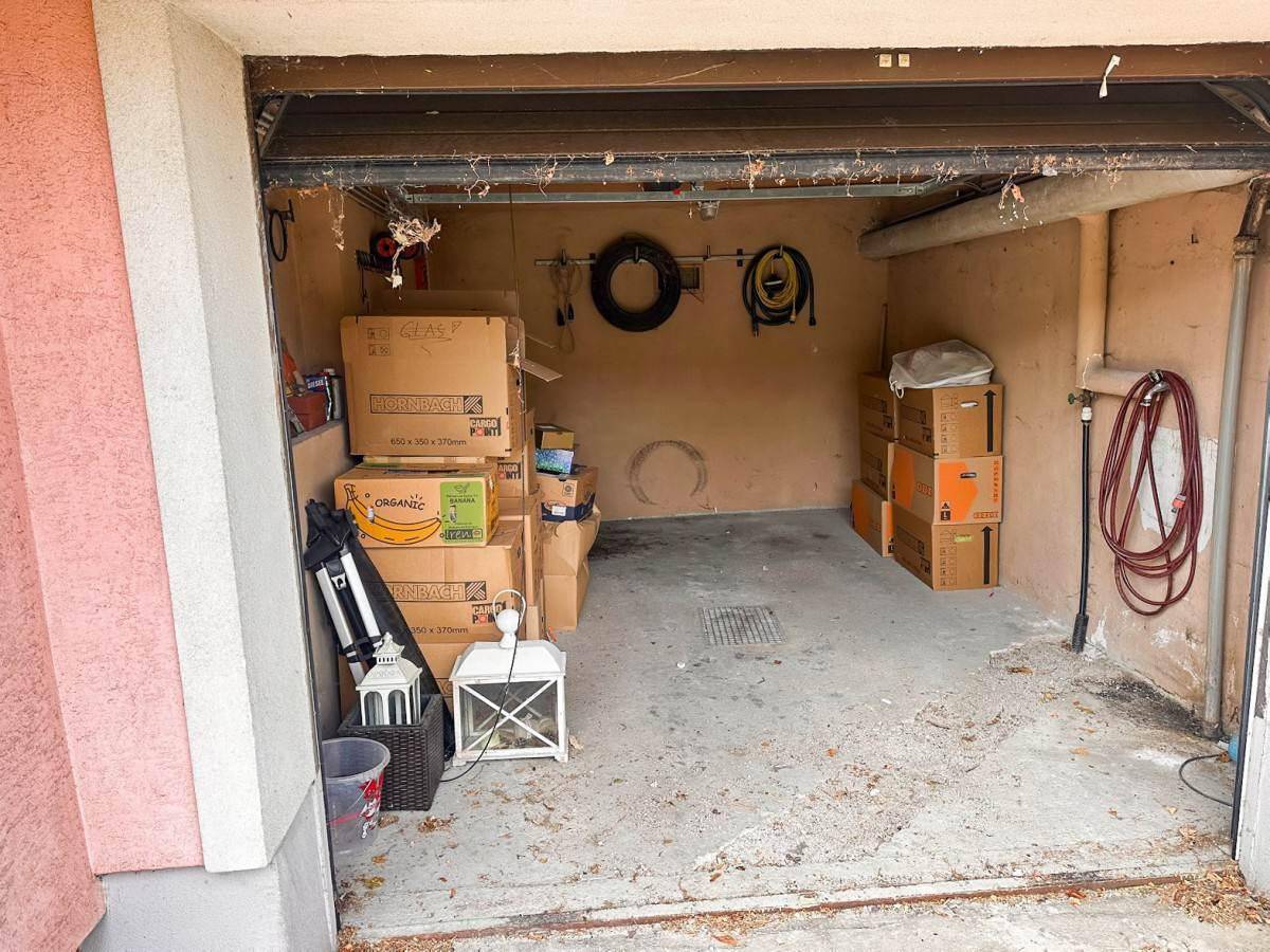 14 Garage