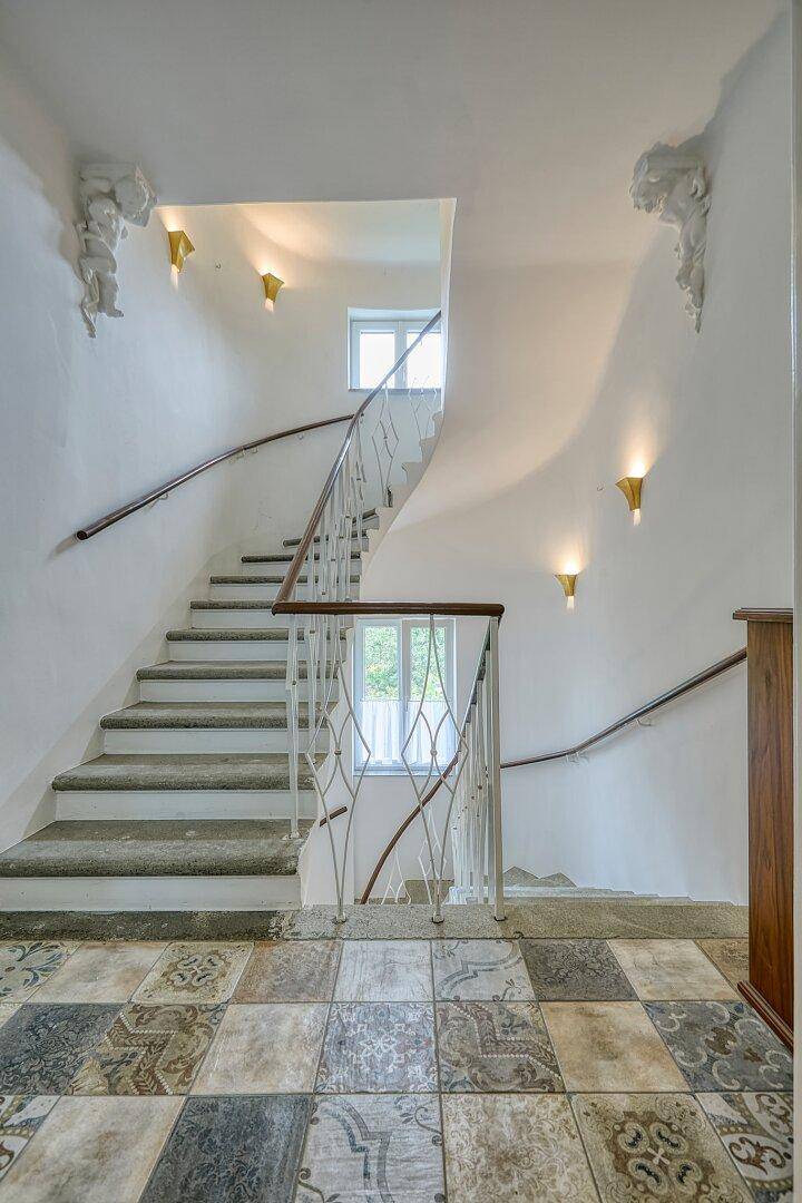++ Leben am Wasser, wohnen im Grünen: Einzigartige Landhausvilla in Gars am Kamp mit eigenem Badesteg, Pool &amp; Sauna ++ - Mehr