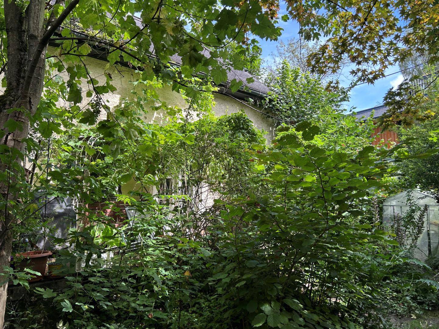 Baugrund mit Altobjekt