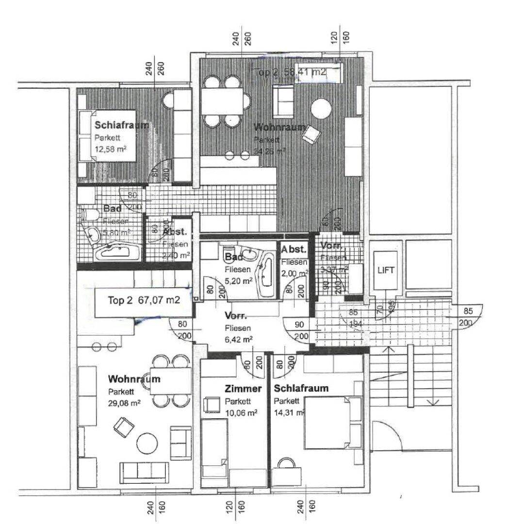 Detaillierter Grundriss einer Wohnung mit mehreren Zimmern, Bädern und einem Wohnraum.