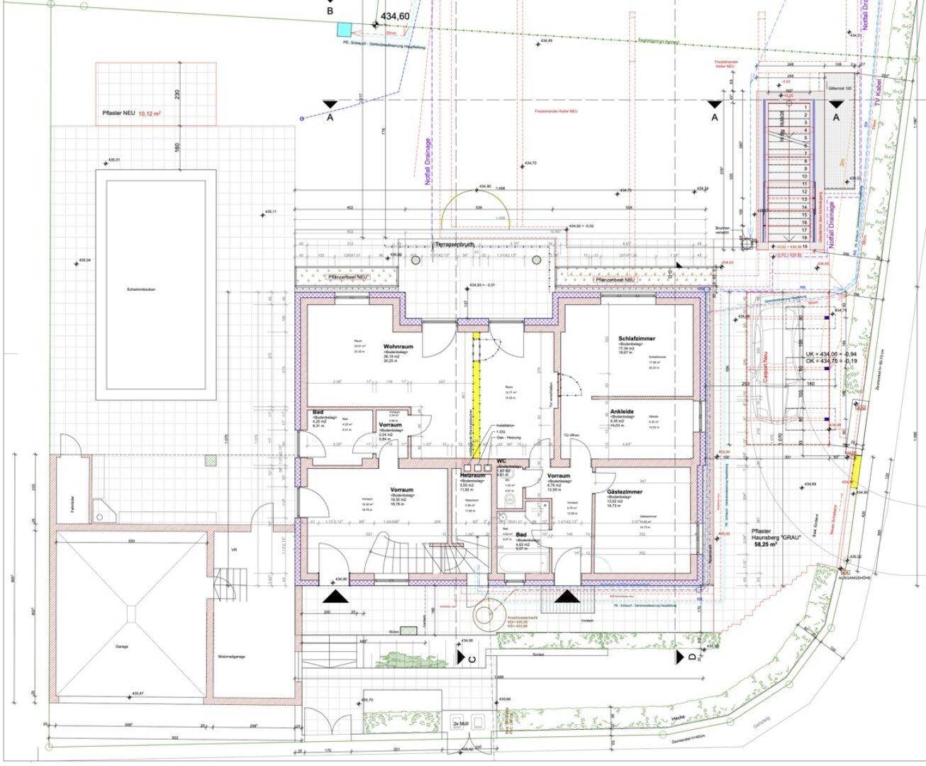 Detaillierter Grundriss des Erdgeschosses mit Wohnraum, Schlafzimmern, Bädern und Poolbereich.