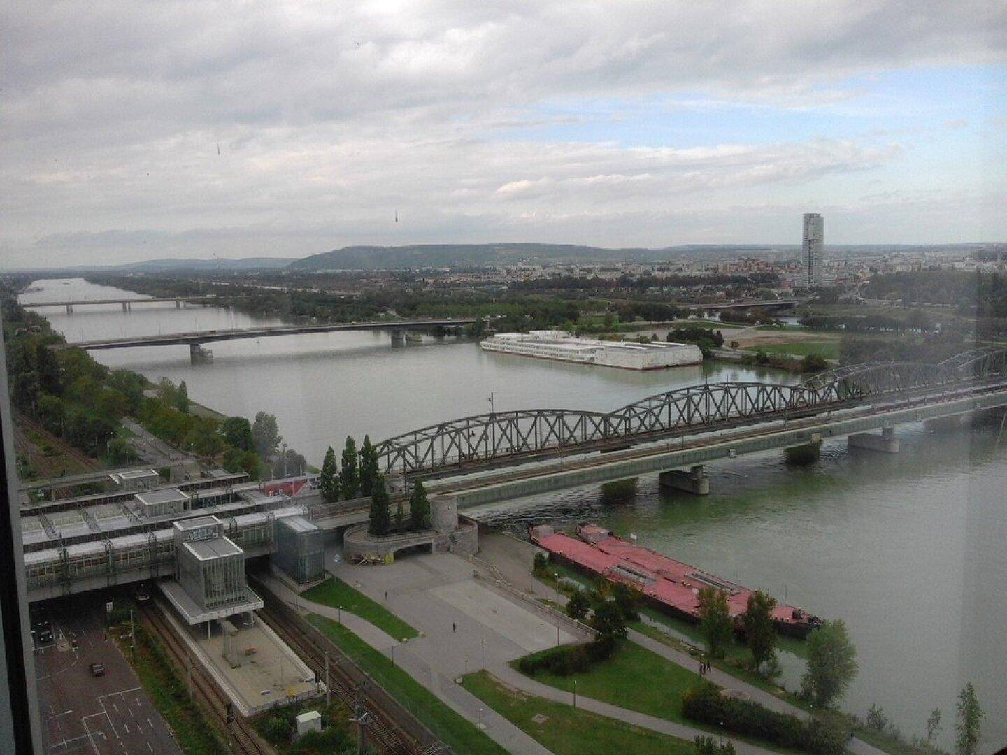 Büro mit Aussicht, beste Erreichbarkeit, attraktives Business Umfeld - Ansicht 2