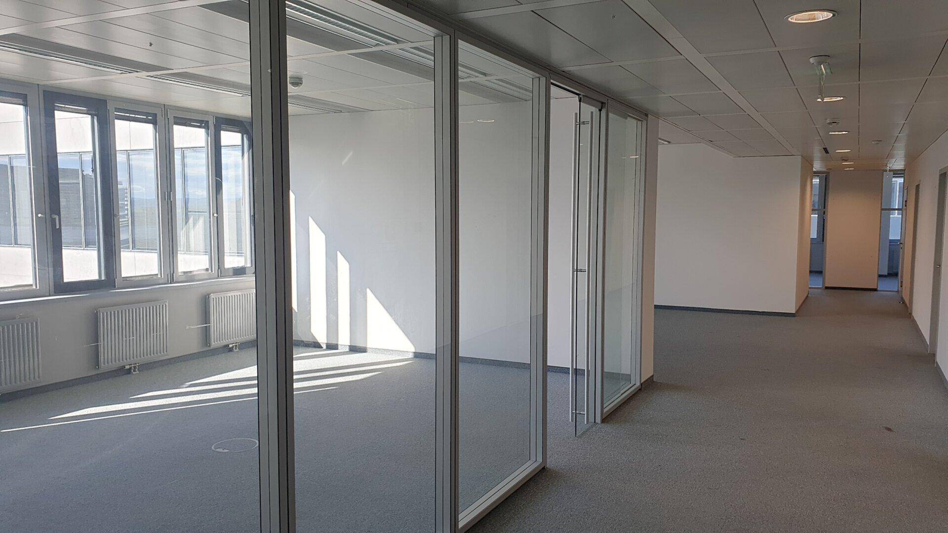 moderne Bürofläche mit Terrasse, attraktives Business-Umfeld - Ansicht 5