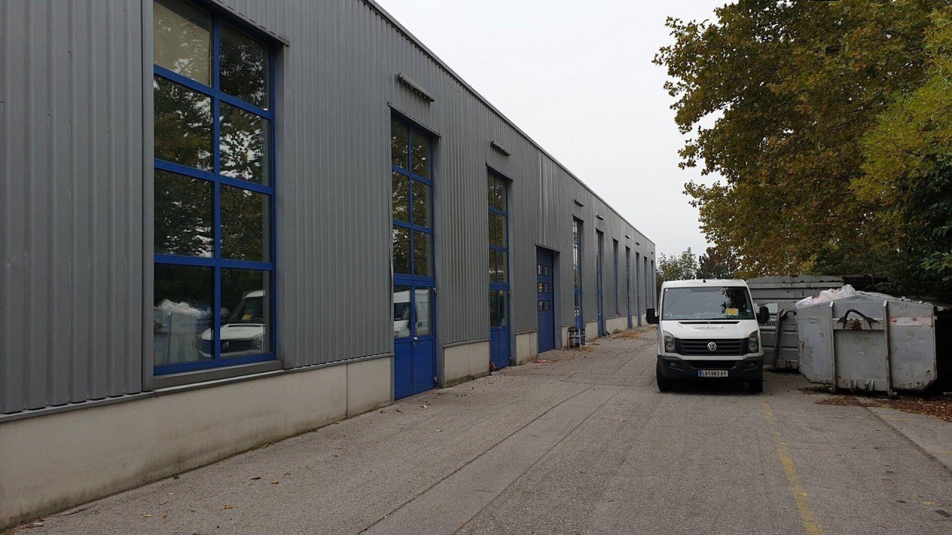 Gewerbeobjekt mit Halle und Büro, Stellplätze verfügbar - Widok 3
