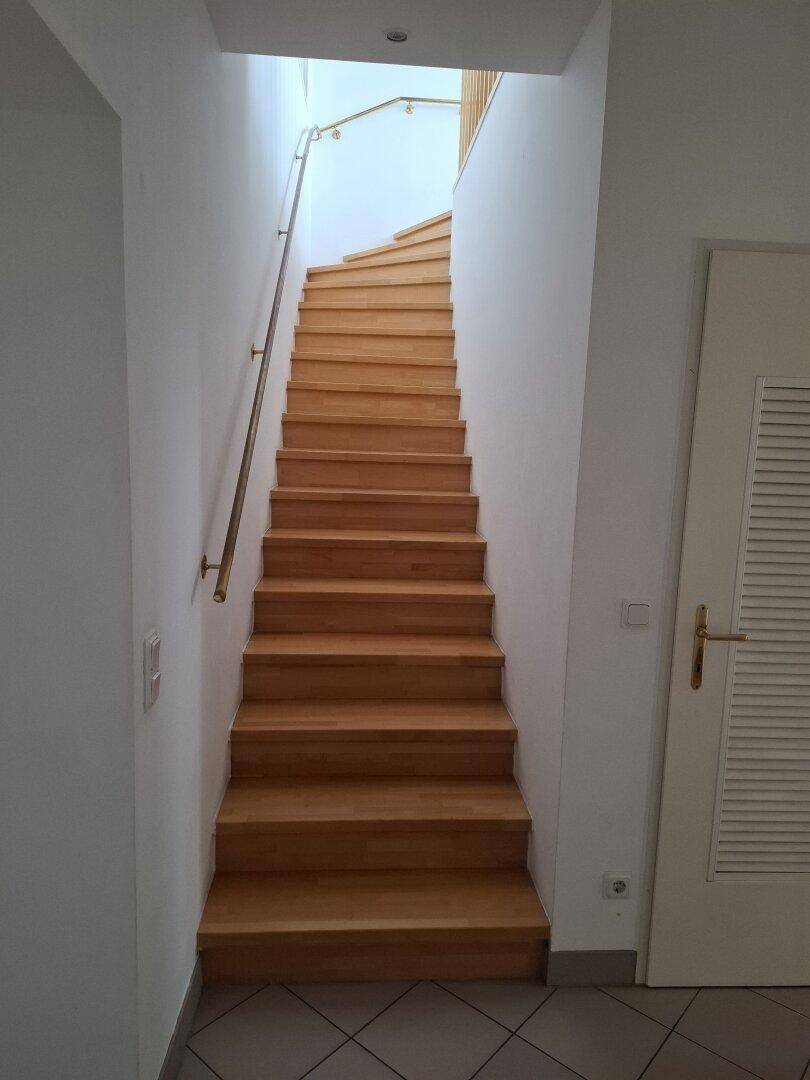Dachgeschosswohnung, Terrasse, toller Ausblick, Jugendstilhaus nahe Neubaugasse / Mariahilfer Straße (U3) - Ansicht 5