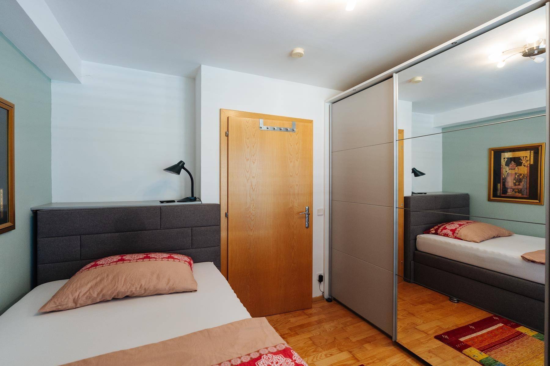 Schlafzimmer 2