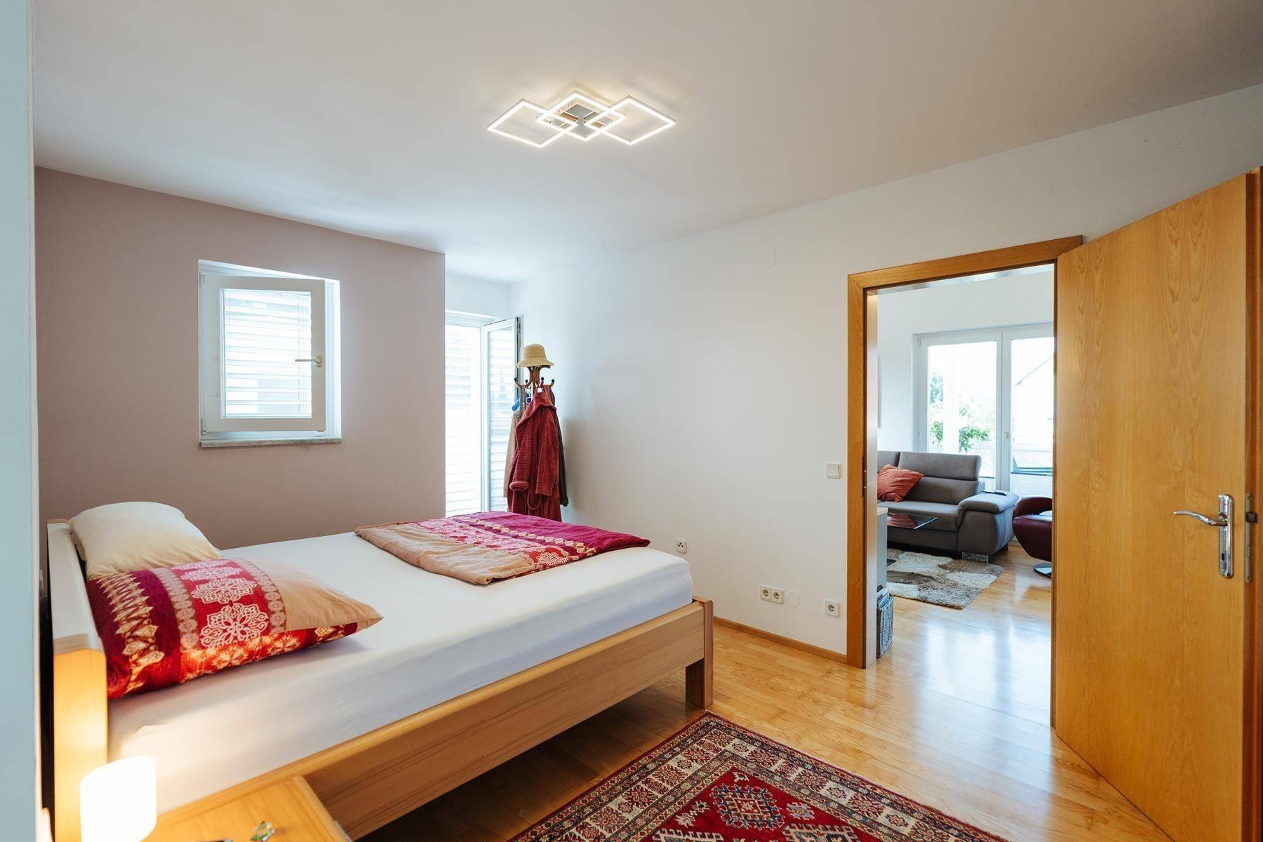 Schlafzimmer 1