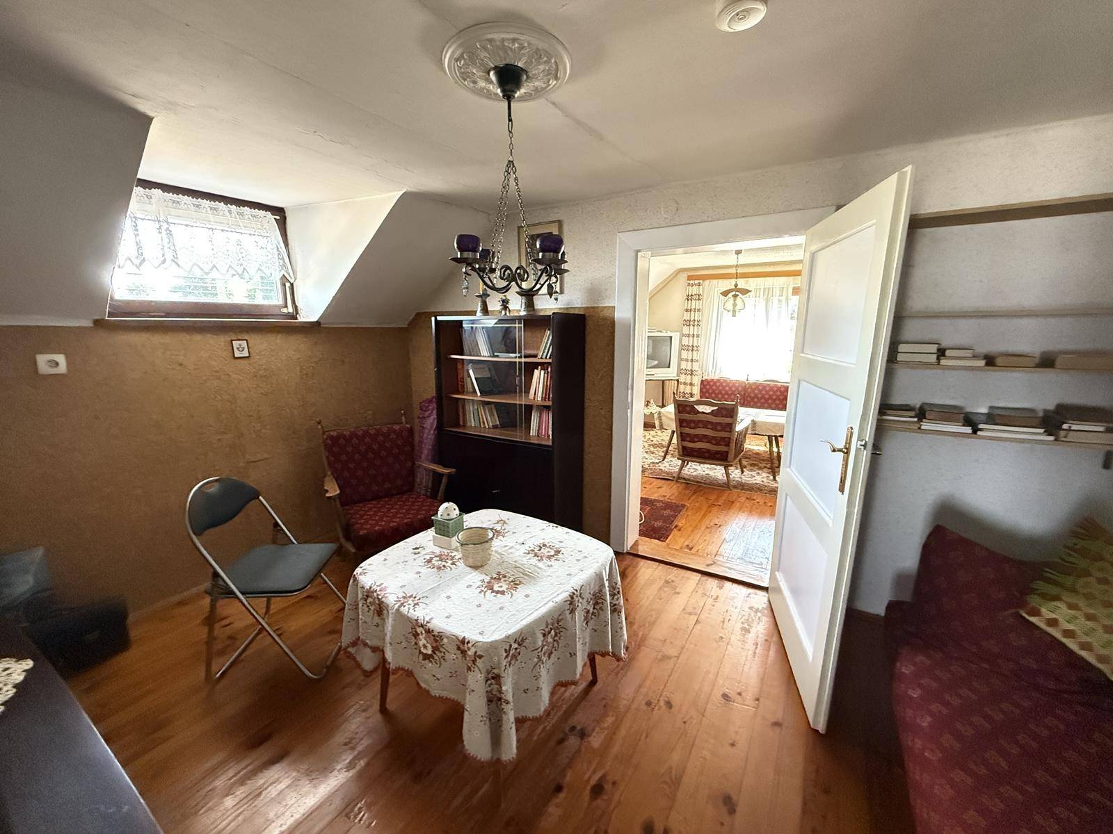 Zimmer 1 OG