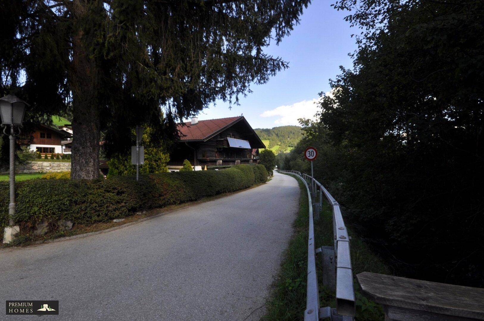 Wildschönau/NIEDERAU - 567 m² Grundstück - Zufahrtsweg