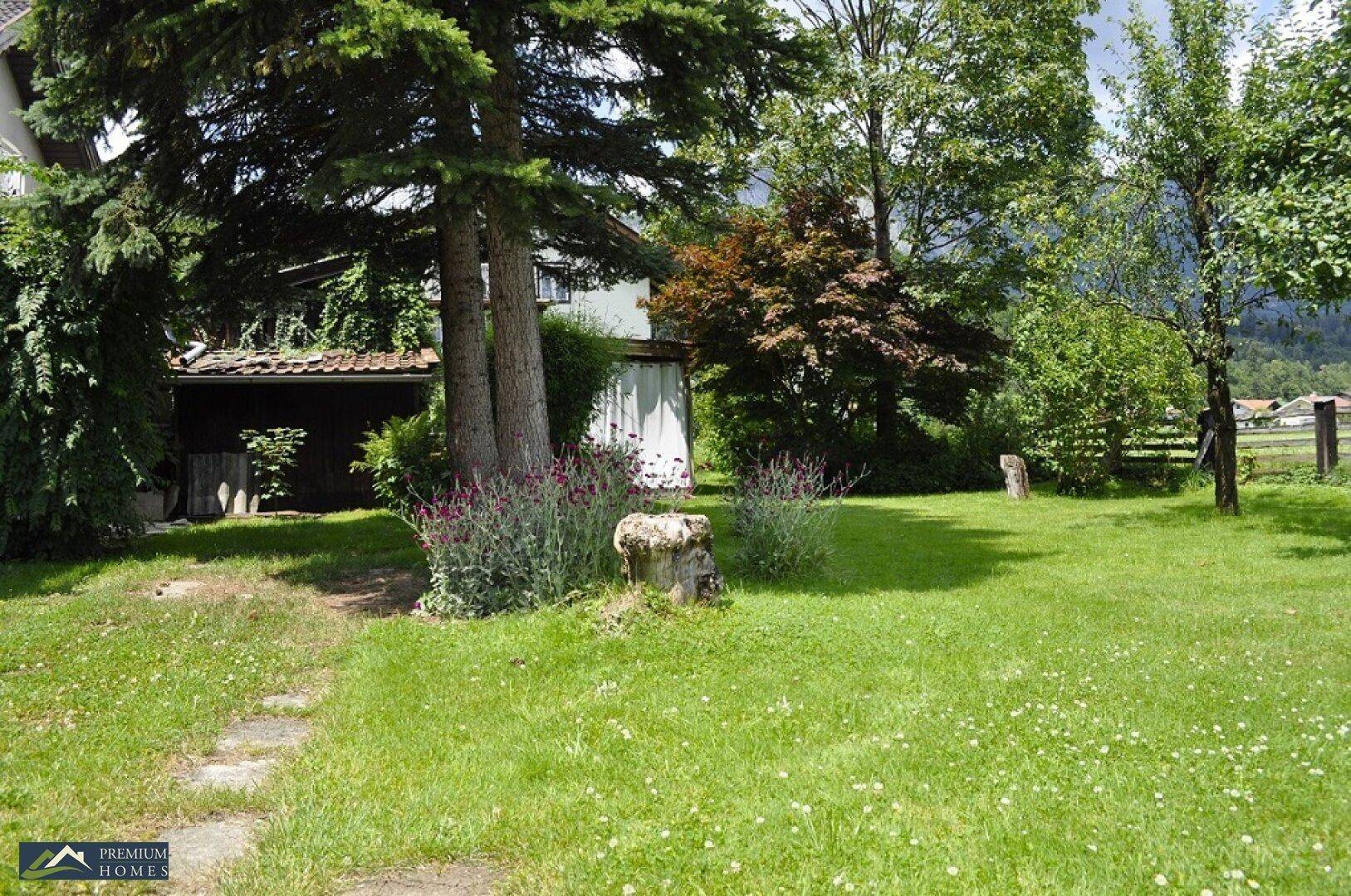 ANGATH - Renovierungsbedürftiges Einfamilienhaus - Gartenblick