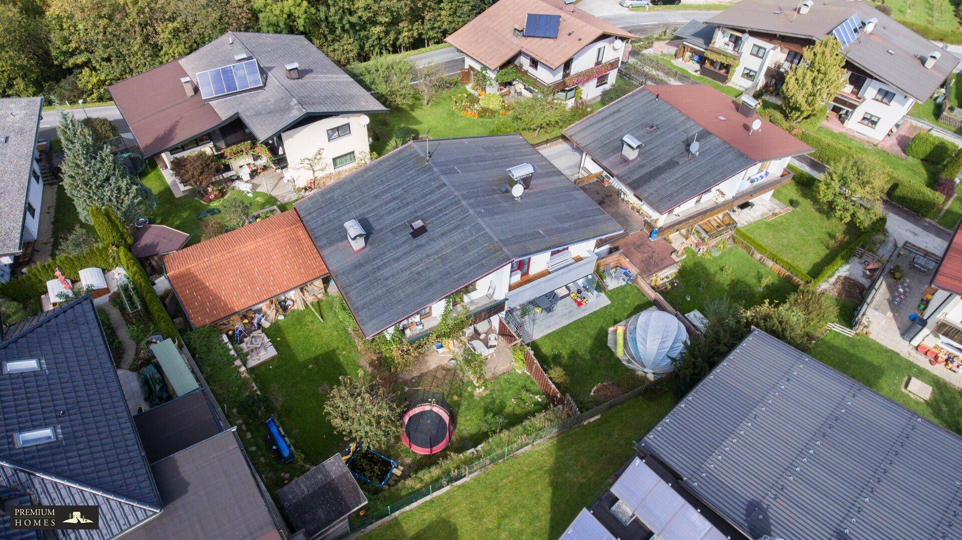 Angerberg - Doppelhaushälfte mit Garten - Luftansicht