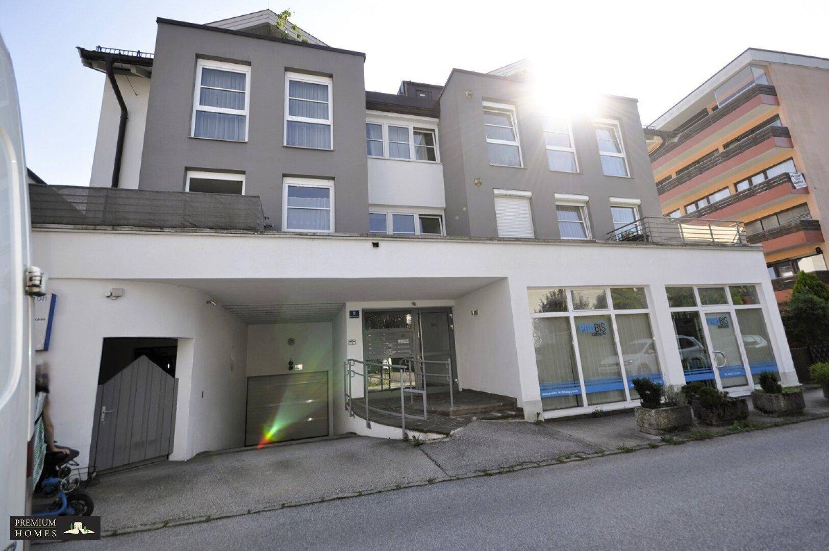 KUFSTEIN - Moderne Maisonette-Wohnung - Eingangsbereich