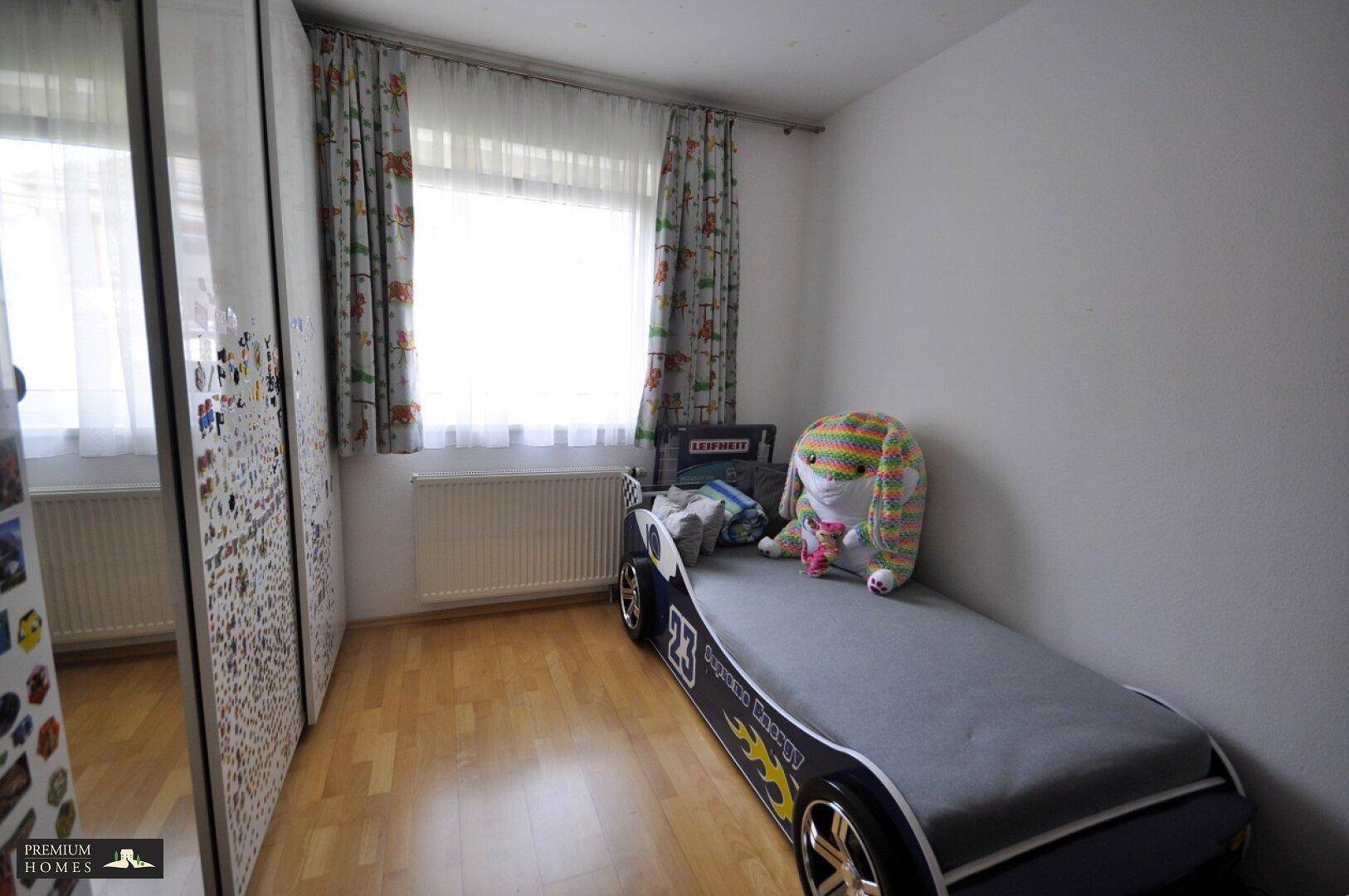 WATTENS - Attraktive 74m² Wohnung - Kinderzimmer