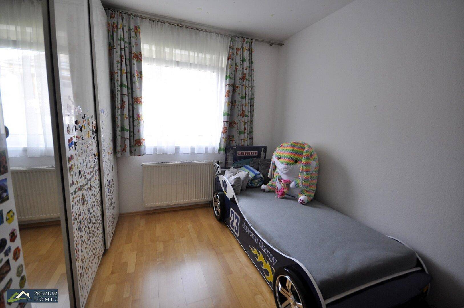 WATTENS - Attraktive 74m² Wohnung - Kinderzimmer