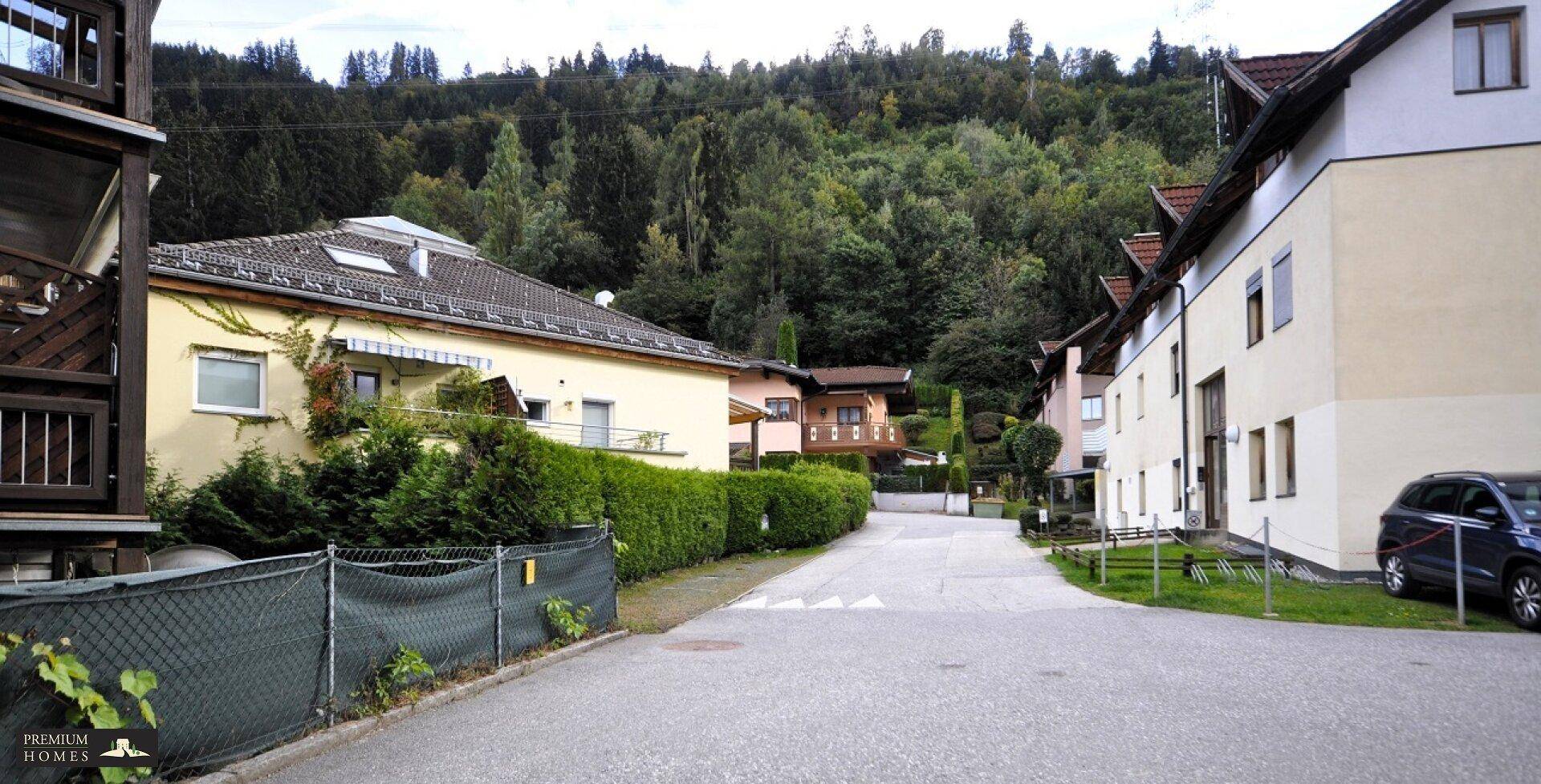 WATTENS - Attraktive 74m² Wohnung - Besucherparkplatz mit Umgebungsblick