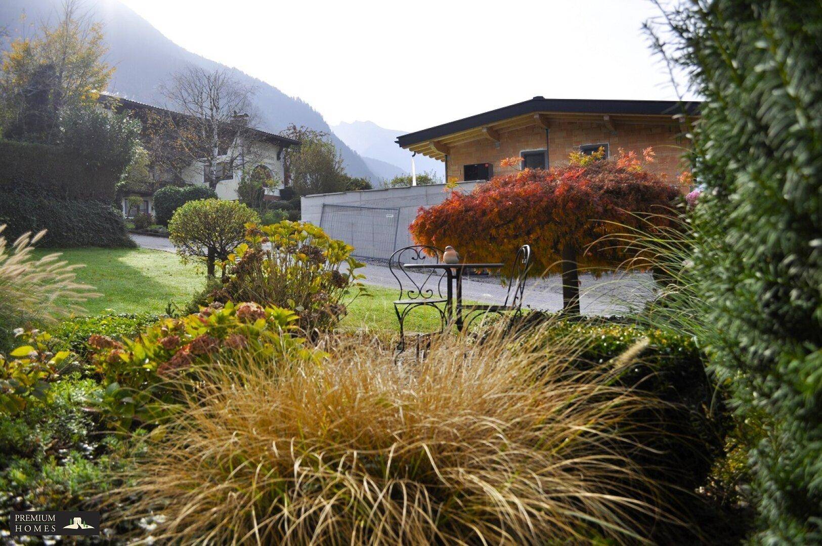 Ramsau im Zillertal - Terrassenblick und Verweilplatz