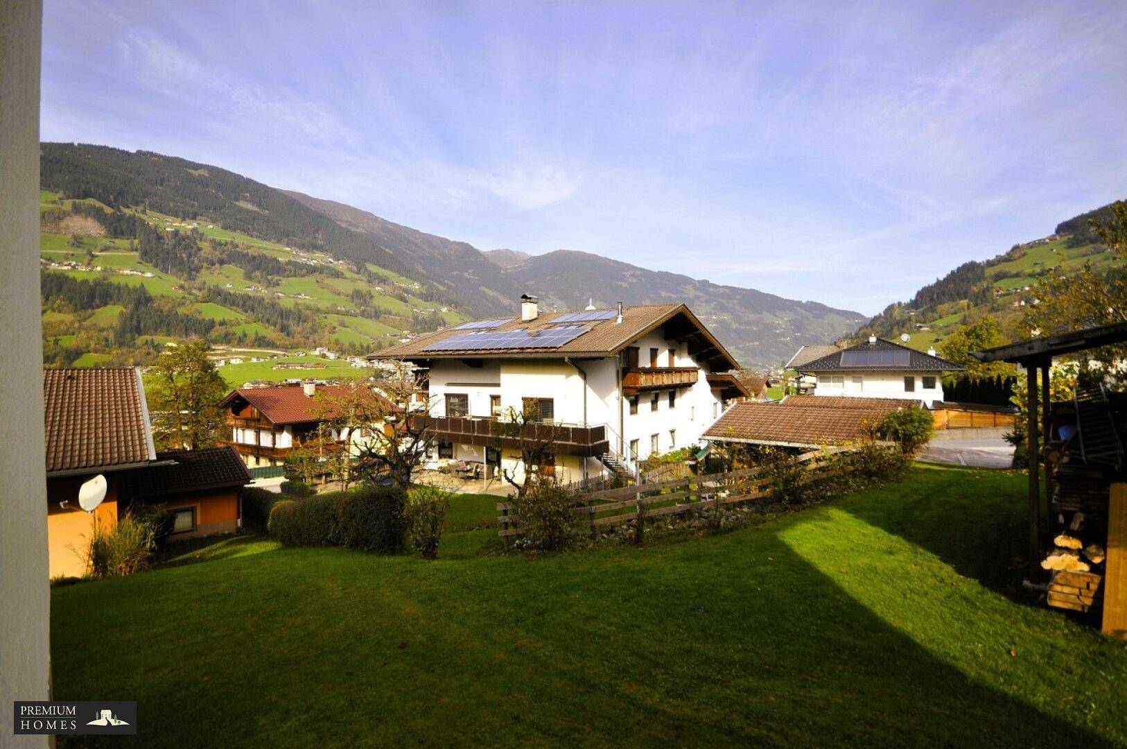 Ramsau im Zillertal - Fensterblick im Bad - Parterre