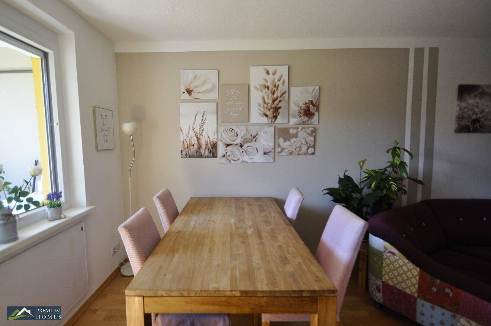 WÖRGL - Anlage-Objekt - Blick in den Wohnzimmerbereich