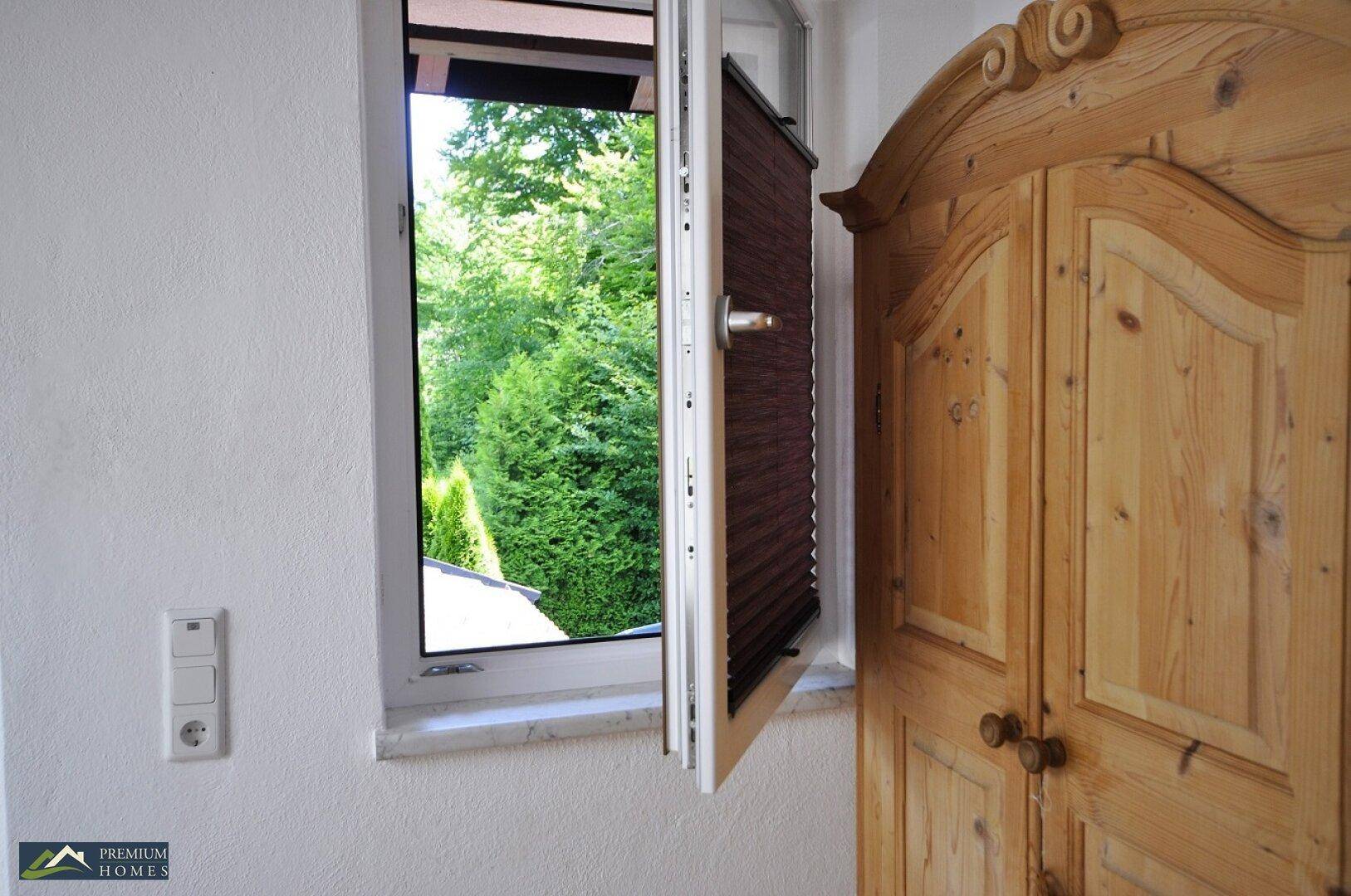 Einfamilienwohnhaus Galerie mit Blick ins Freie