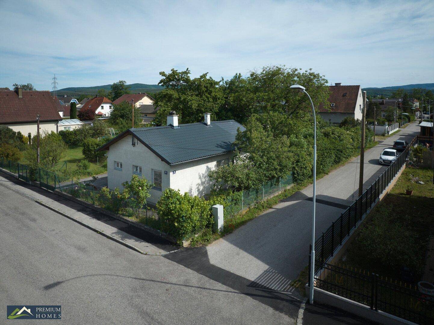 NEUNKIRCHEN - Haus zum Sanieren mit Gartenidylle, Terrasse &amp; KFZ Stellplätzen - Widok 5