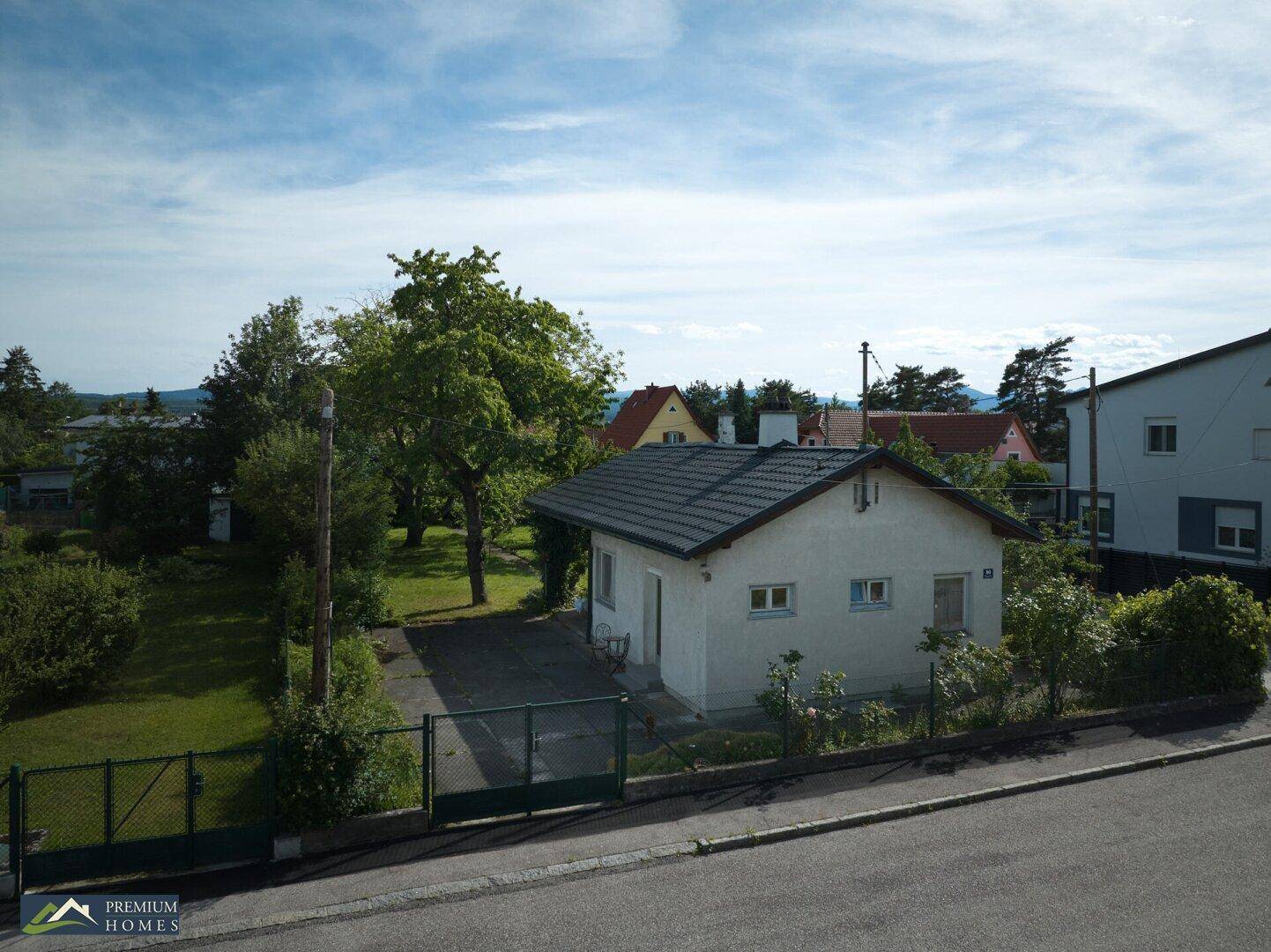 NEUNKIRCHEN - Haus zum Sanieren mit Gartenidylle, Terrasse &amp; KFZ Stellplätzen - Widok 6