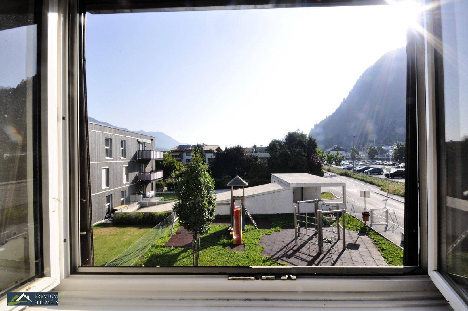 BRIXLEGG - 4 Zimmer Eigentumswohnung - Blick aus Zimmer 2