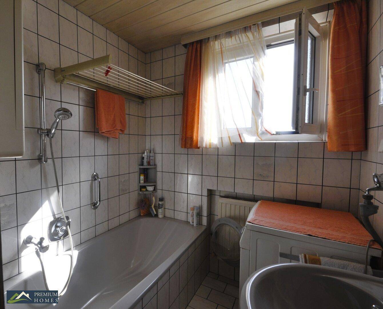 BRIXLEGG - 4 Zimmer Eigentumswohnung - Bad