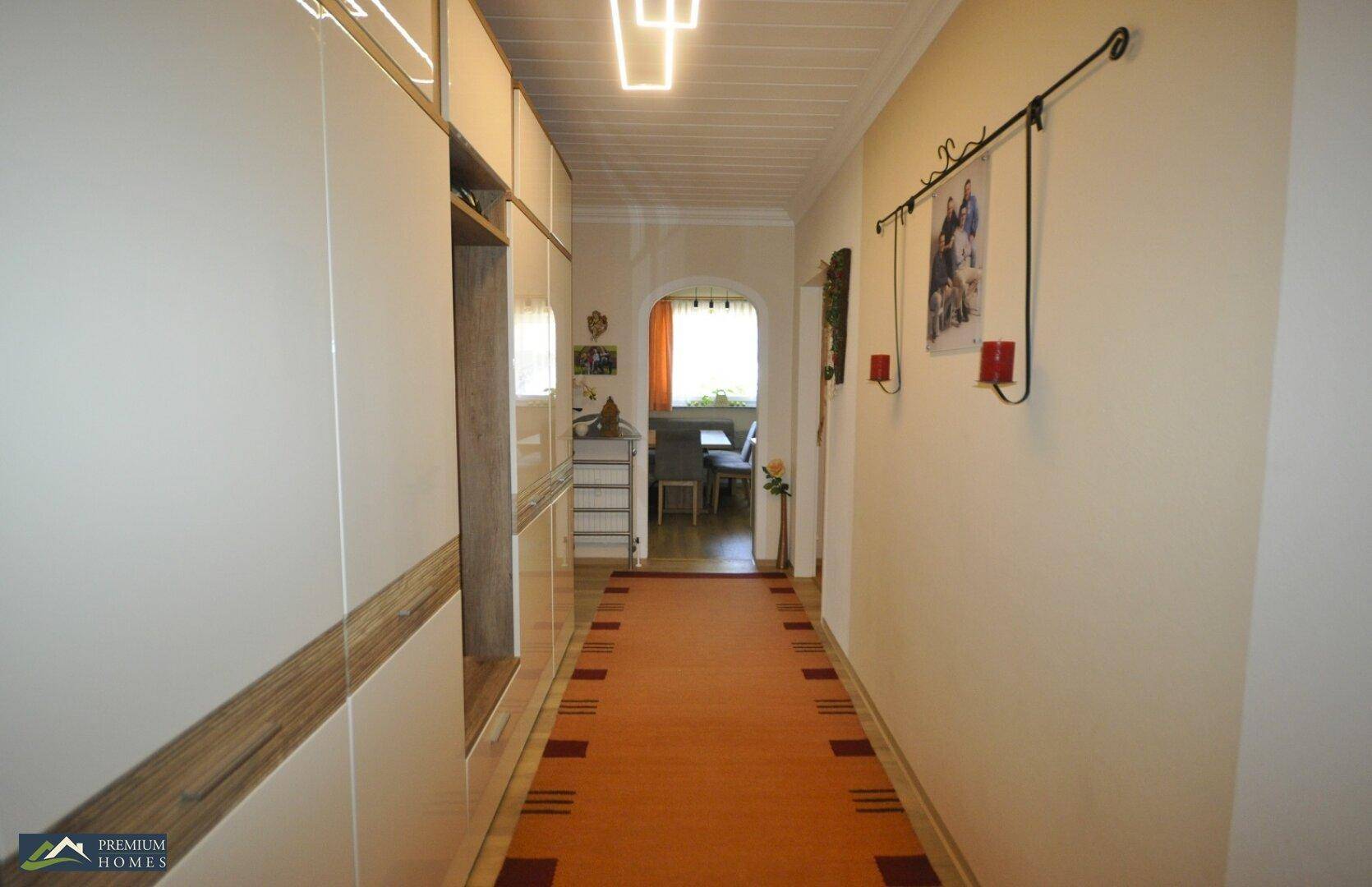 Eingangsbereich im Flur 1