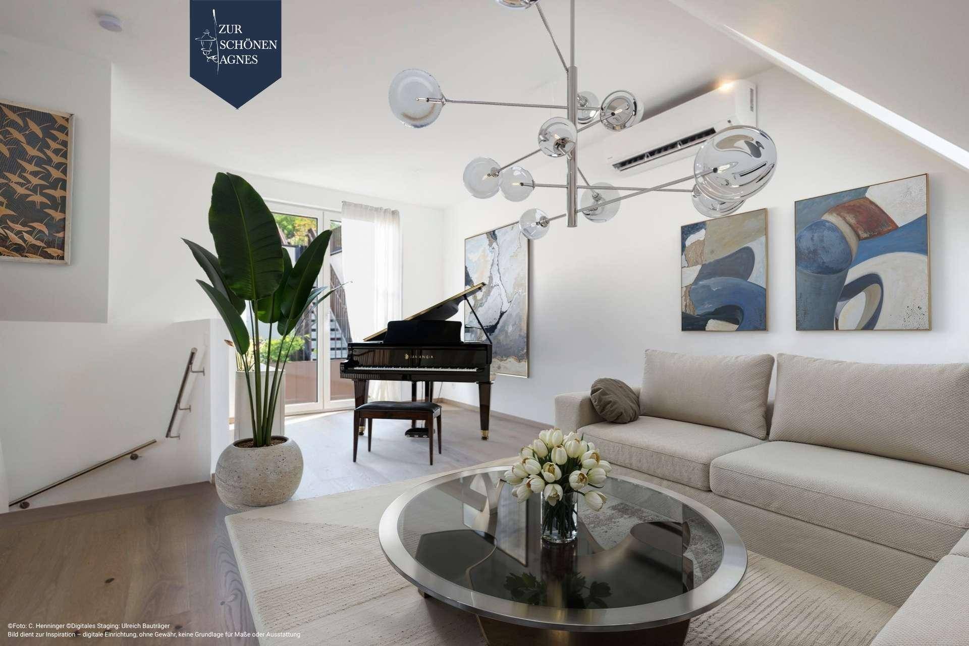 Elegantes Wohnzimmer mit Flügel, moderner Beleuchtung und Klimaanlage unter Dachschrägen.