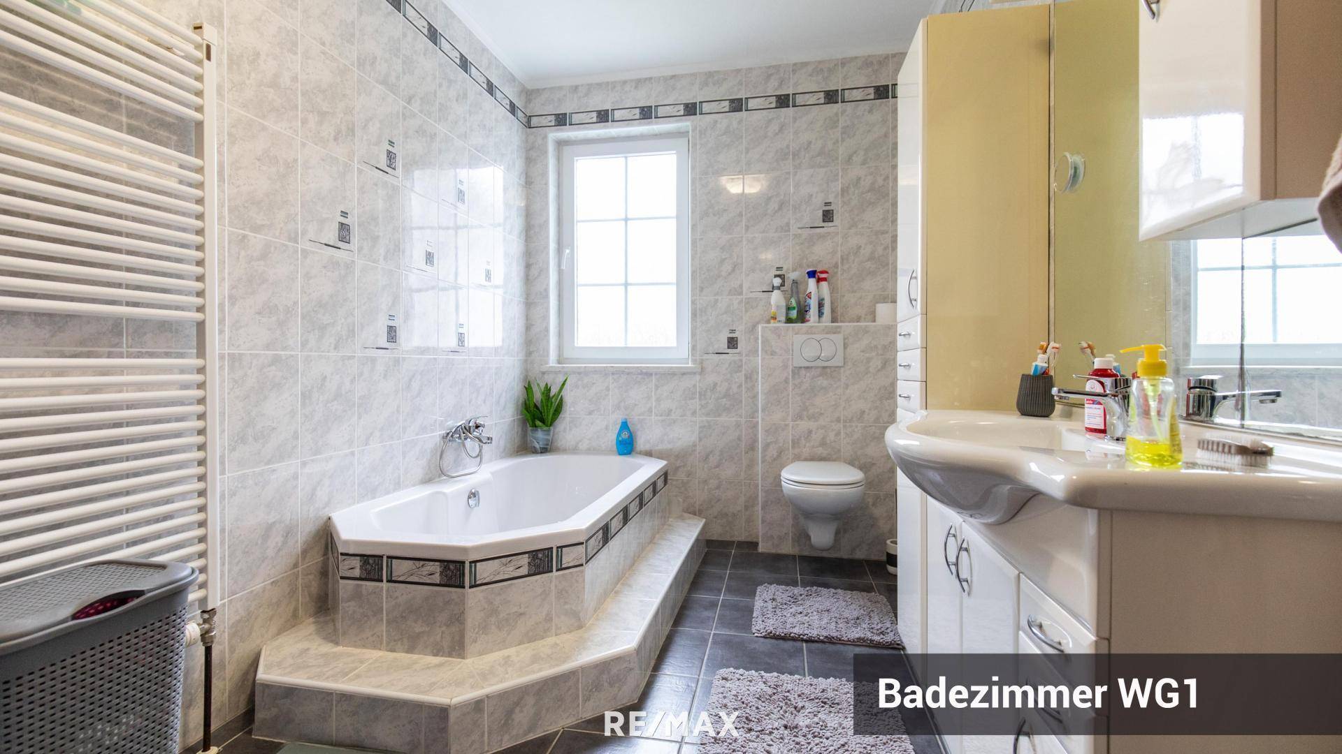 Badezimmer Wohnung 1