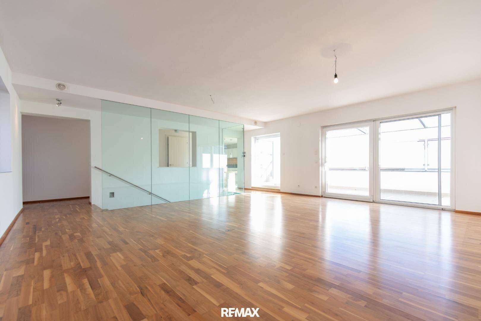 4-собен стан, 155 m²