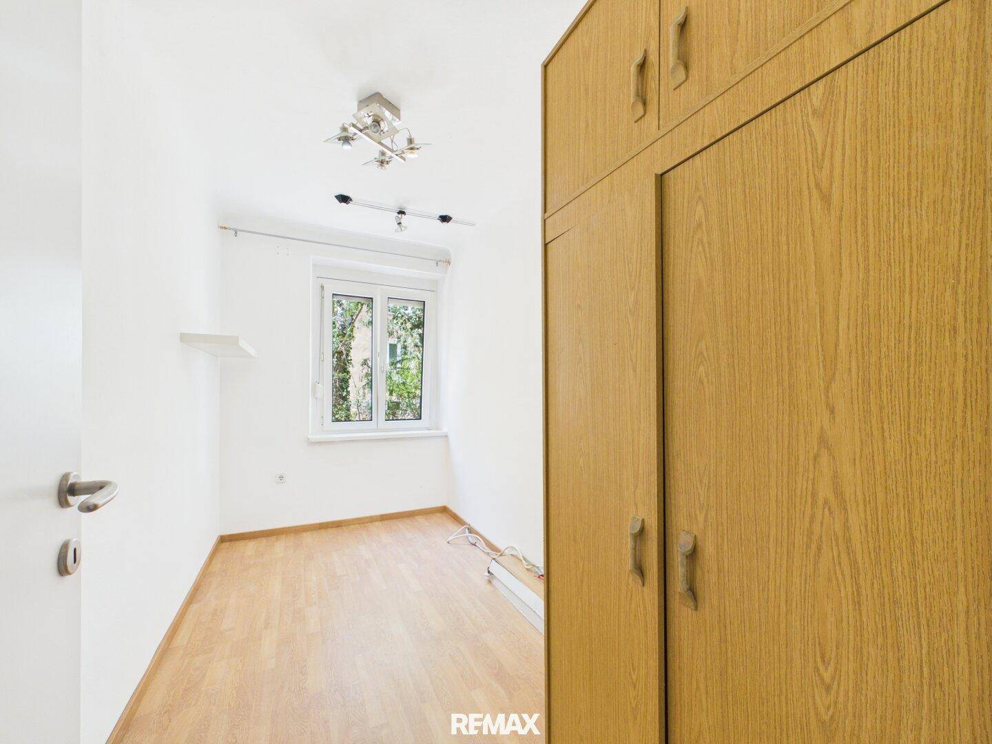 Ruhe trifft Zentrum – Sanierte 60m² Eigentumswohnung in Eisenstadt - Ansicht 5