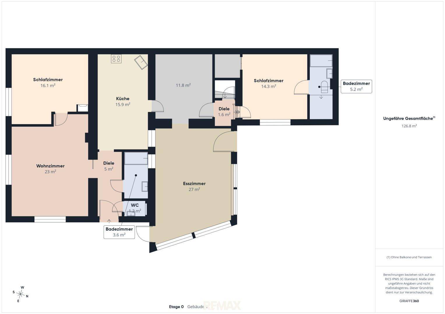 Grundriss des Erdgeschosses mit Wohnzimmer, Küche, Esszimmer und zwei Bädern.
