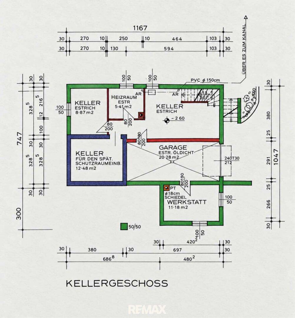 Grundriss des Kellergeschosses mit Heizraum, Garage und weiteren Kellerräumen.