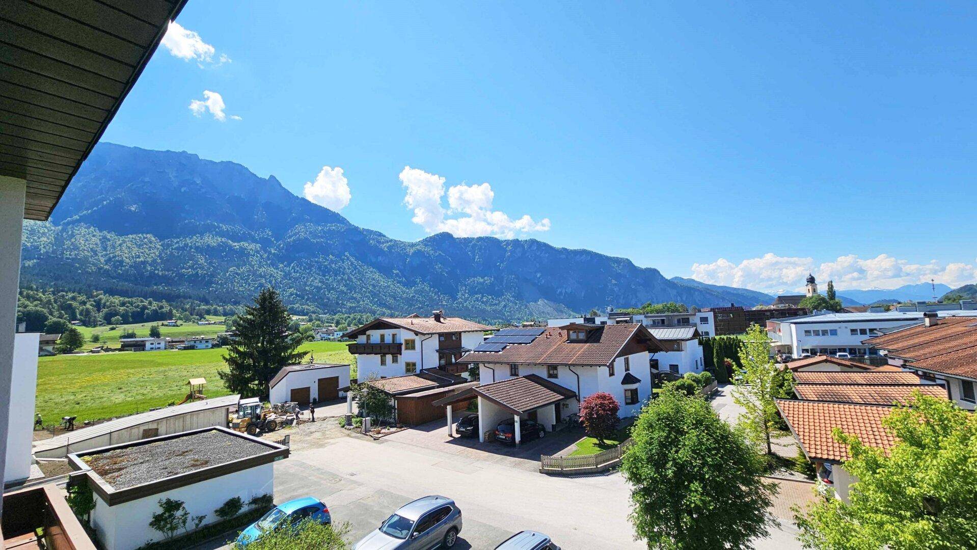 Ausblick nach Süden, 3-Zimmerwohnung mit Garage, Ebbs