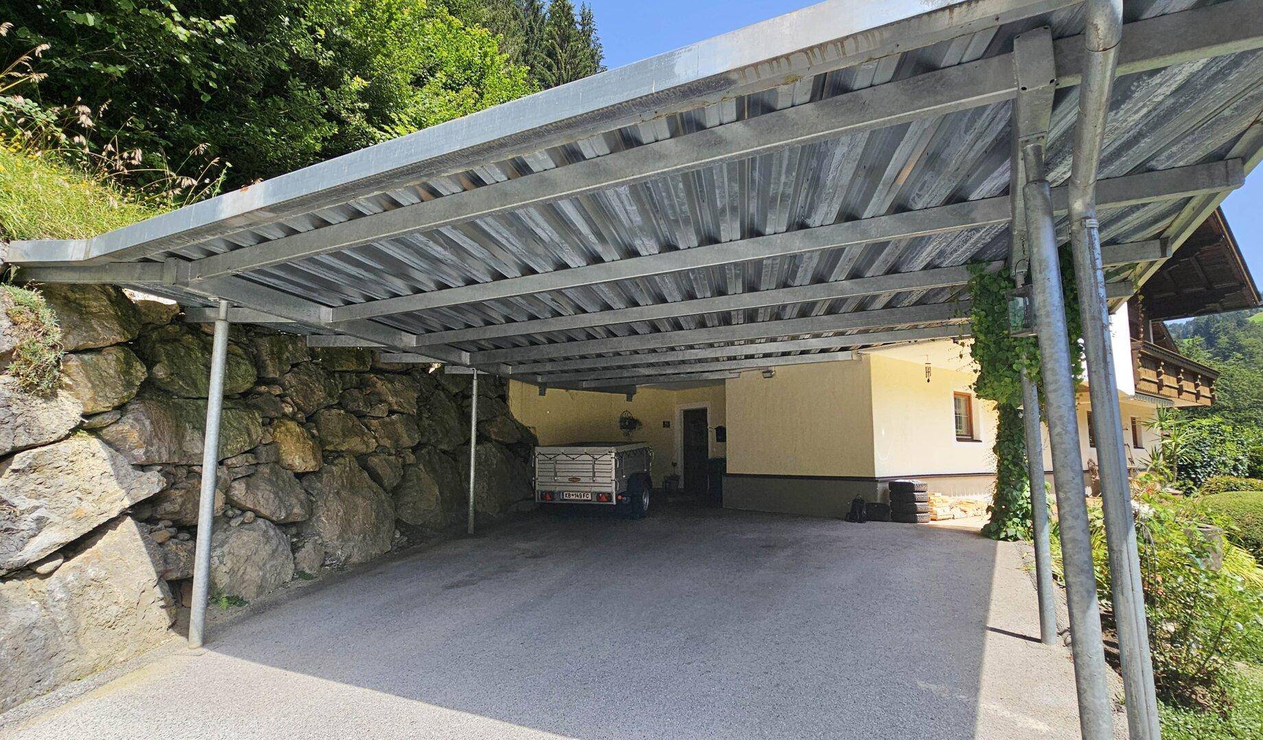 sehr großer Carport im Westen, Haus Hopfgarten