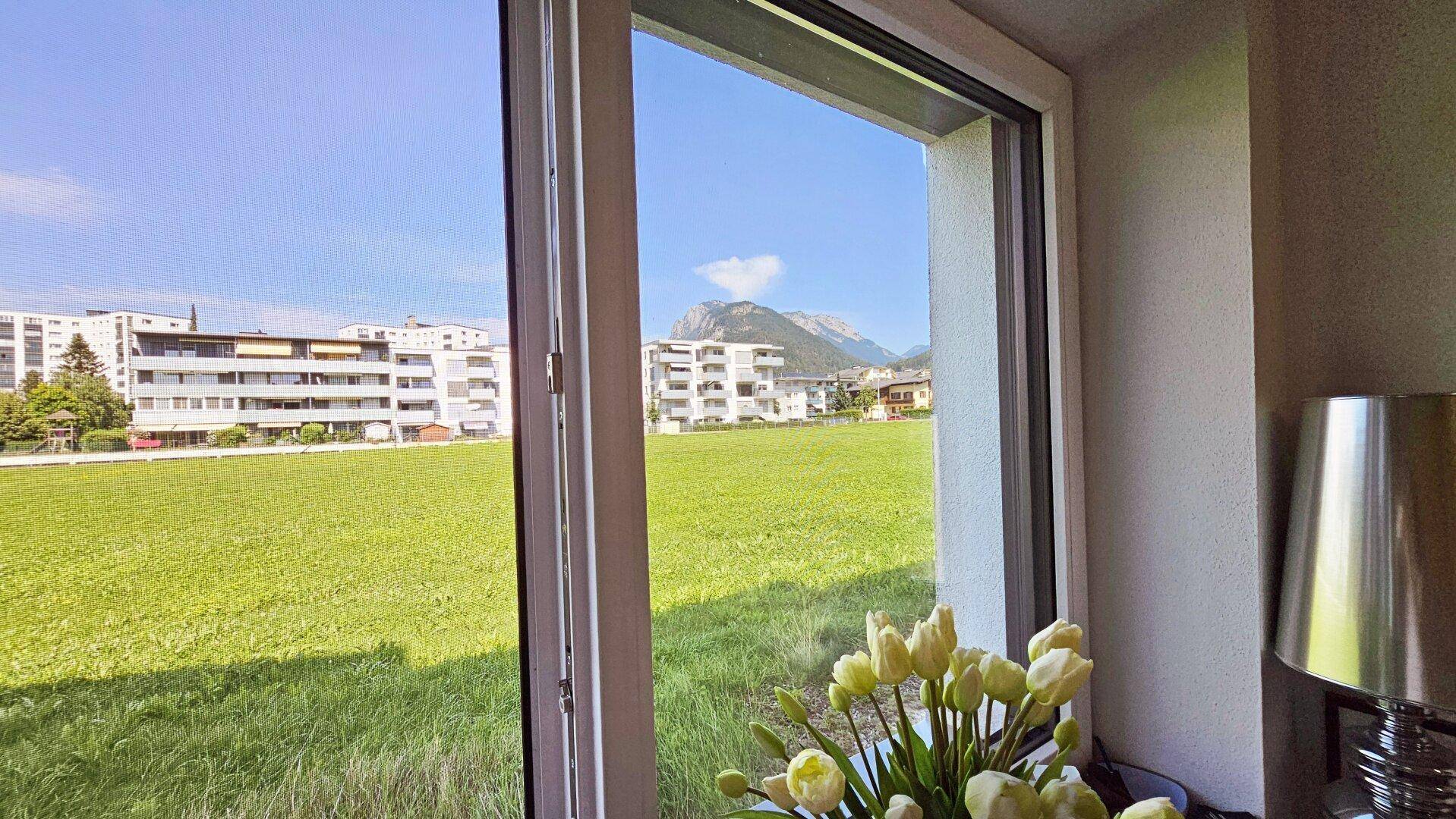 Ausblick Zimmer EG, moderne Doppelhaushälfte in Kufstein